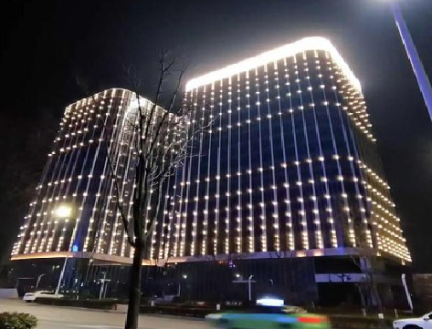 当涂亮化工程安装注意事项。